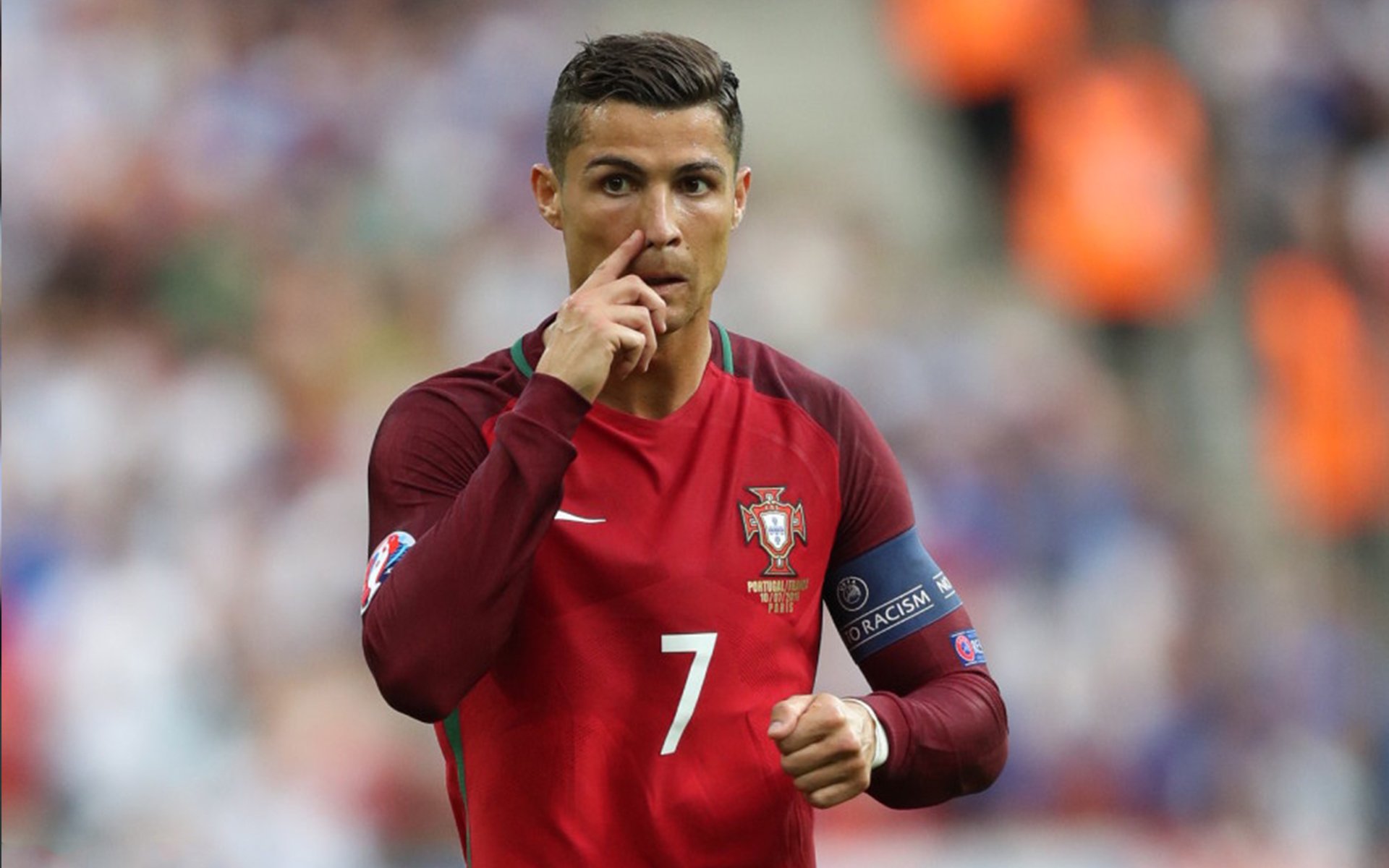 西甲：皇马客场逆转巴萨，榜首之争引发轩然大波，西超杯皇马vs巴萨