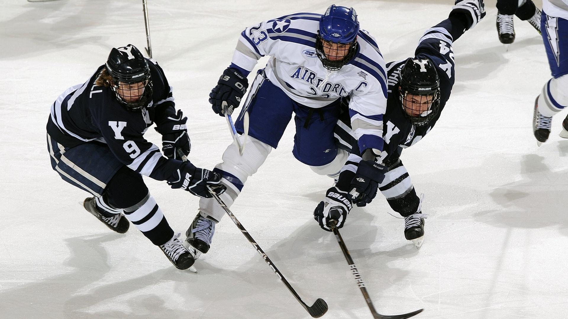 电竞企业年度大会顺利举办，行业大佬齐聚一堂，电竞行业大事
